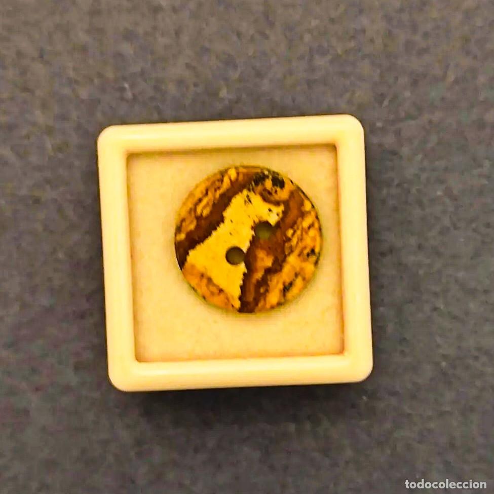 Collezionismo di gemme: BOTON JASPE DORADO NATURAL . MEDIDA 15,90 X 15,90 MM. PESO 8,25 CTS
