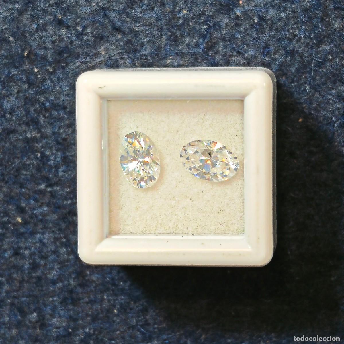 Gem collecting: PAREJA CIRCONITAS TALLA OVAL. MED. 6 X 4 MM. PESO 1,61 CTS