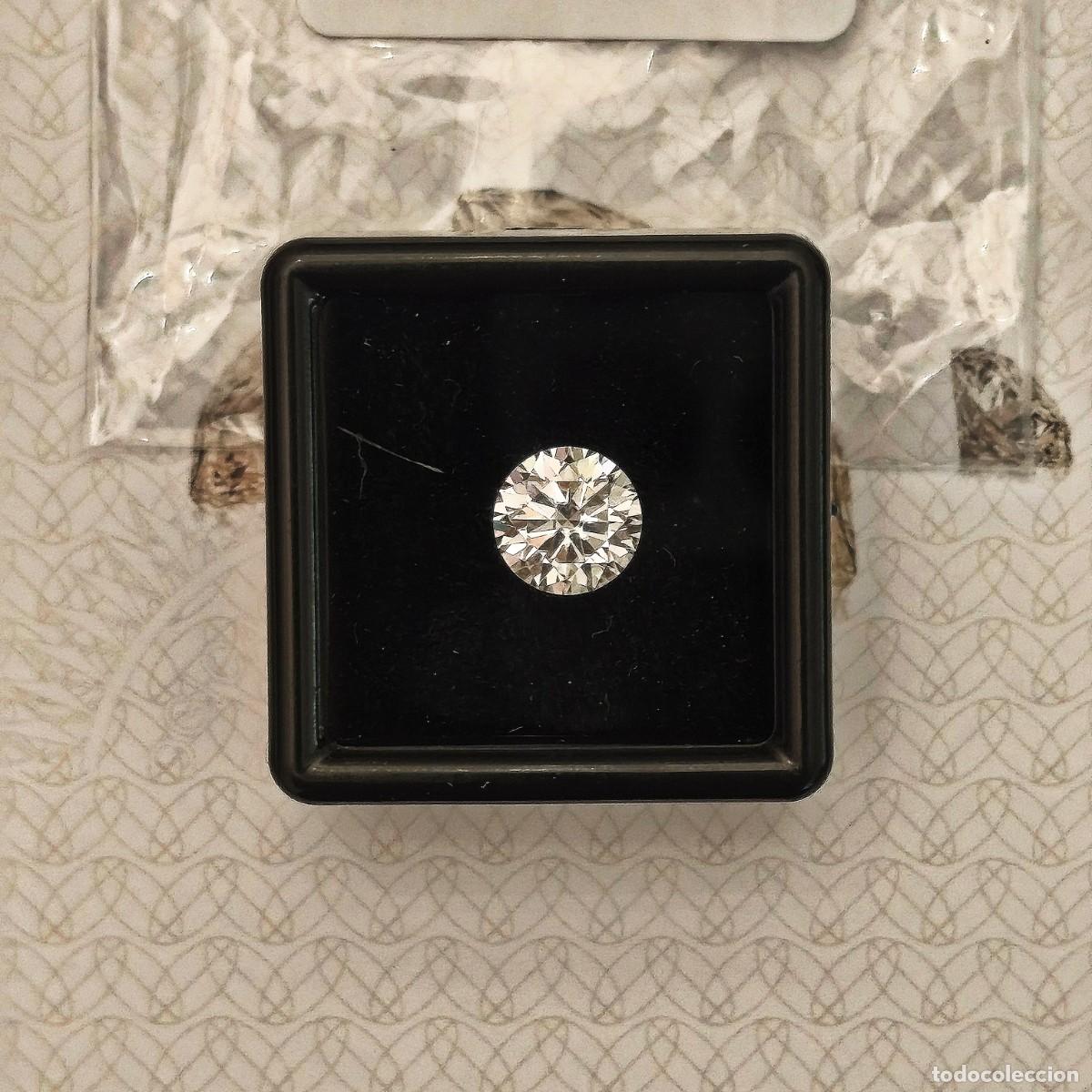Gem collecting: DIAMANTE MOISSANITE TALLA BRILLANTE PESO 1,50 CT VVS1 COLOR D. MED. 7,5 MM. CERTIFICADO