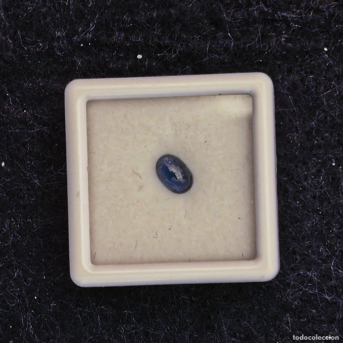 Gem collecting: ZAFIRO AZUL NATURAL TALLA OVAL CABUJON MED. 6 X 4 MM. PESO 0,73 CTS