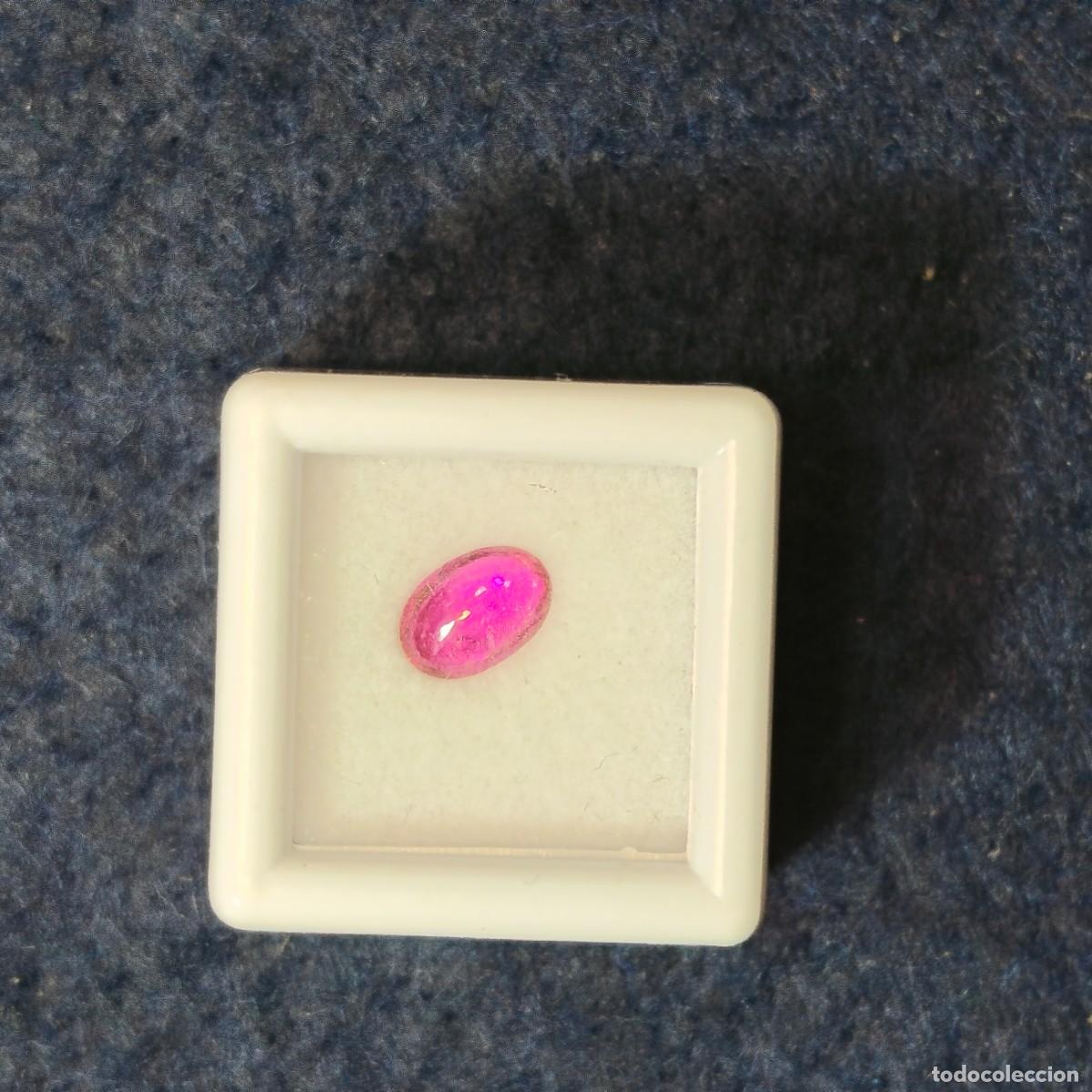 Gem collecting: RUBI NATURAL O HIDROTEMAL ?? ROJO TALLA CABUJON OVAL. MED. 6 X 4 MM. PESO 0,53 CTS