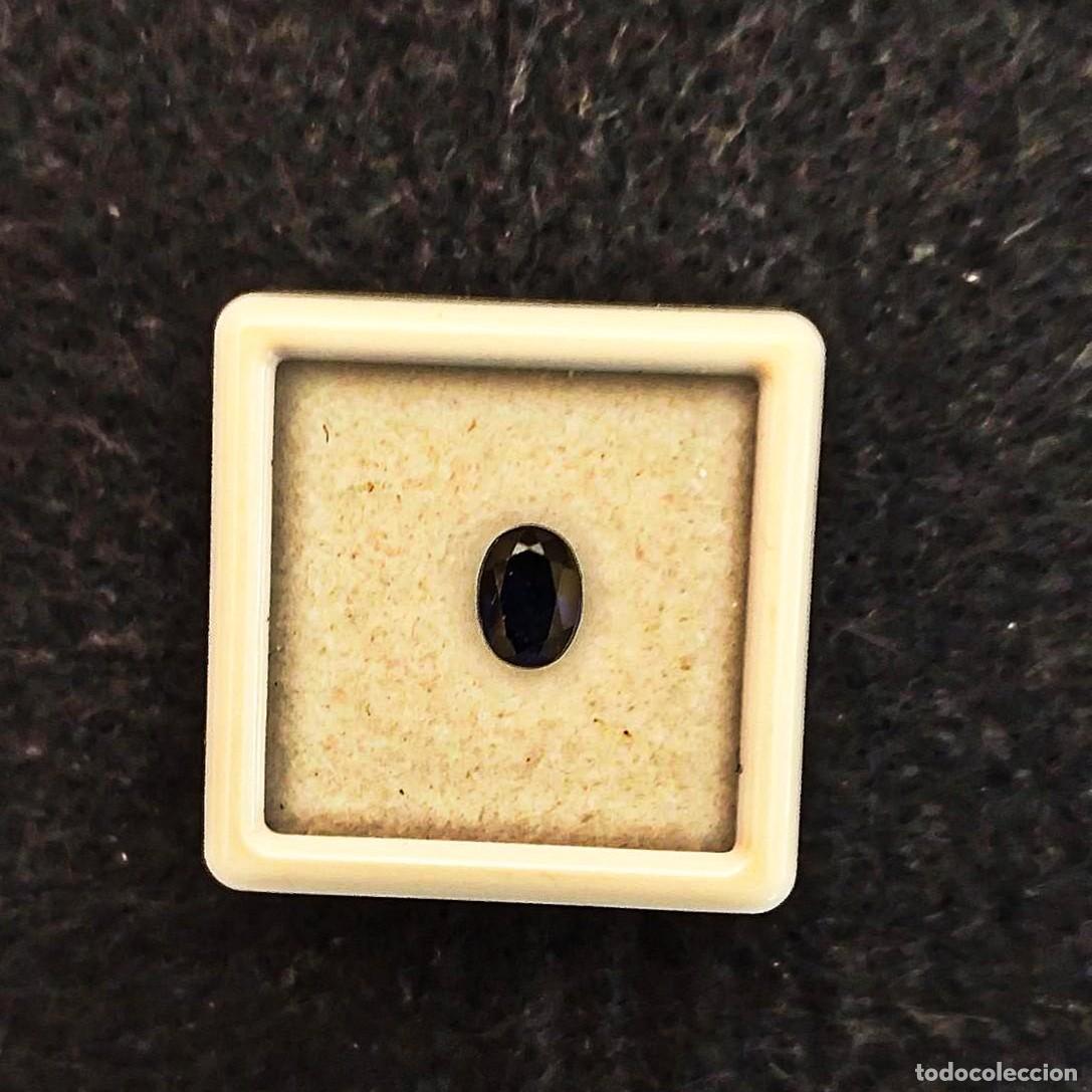 Gem collecting: ZAFIRO AZUL NATURAL ??? EN TALLA OVAL. MED. 7 X 5 MM. PESO 1,00 CTS