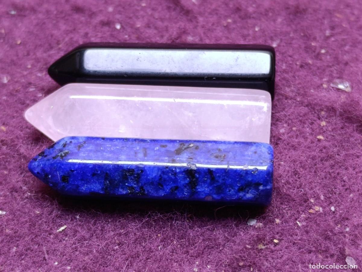 Gem collecting: SG7, Lote de 3 gemas pulidas con secci&oacute;n hexagonal, unos 63 kilates, con una punta
