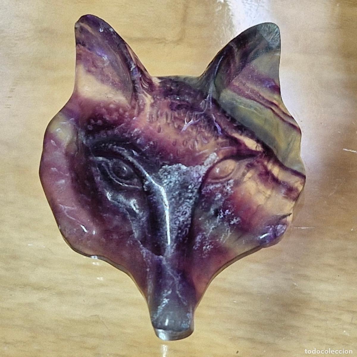 Coleccionismo de gemas: Gema de Fluorita Arcoris Natural Autentica Tallada Cabeza de Lobo