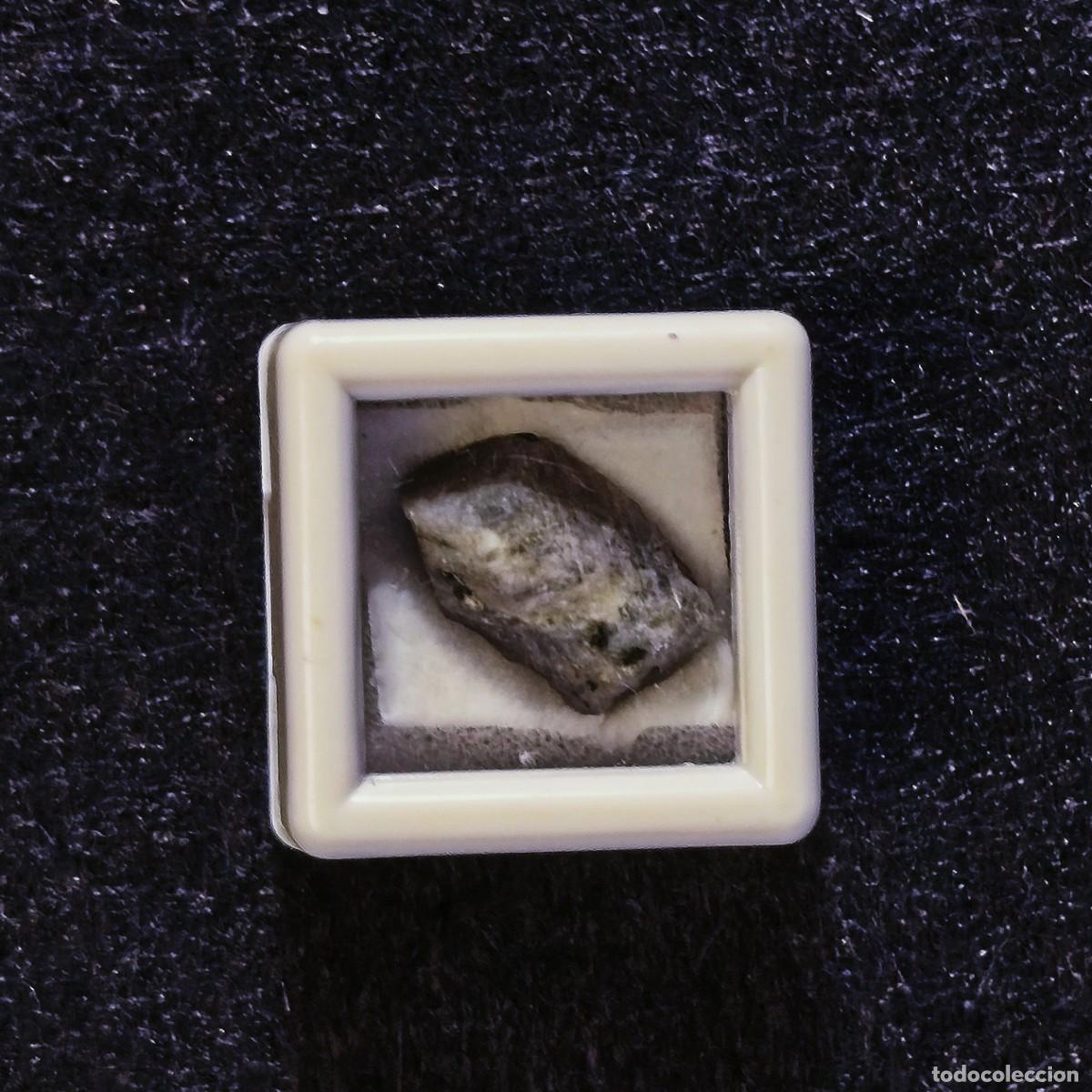 Colecionismo de pedras preciosas: ZAFIRO AZUL NATURAL EN BRUTO. MED. 13 X 8 MM. PESO 7,92 CTS