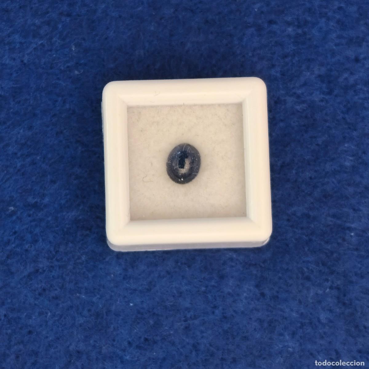 Coleccionismo de gemas: ZAFIRO AZUL NATURAL TALLA CABUJON. MED. 5 X 4 MM. PESO 0,54 CTS. SIN TRATAMIENTO