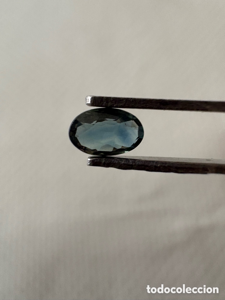 Coleccionismo de gemas: Zafiro Natural Bicolor &rdquo;Parti&rdquo; &Oacute;valo (0,33 Ct) - Analizado Gem&oacute;loga