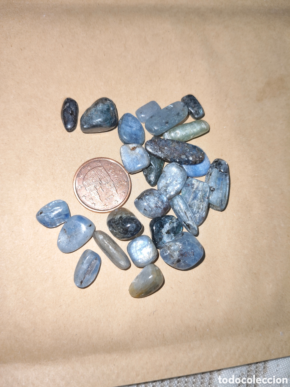 Coleccionismo de gemas: Fragmentos de Cianita azul en bruto de 188,70 Ct