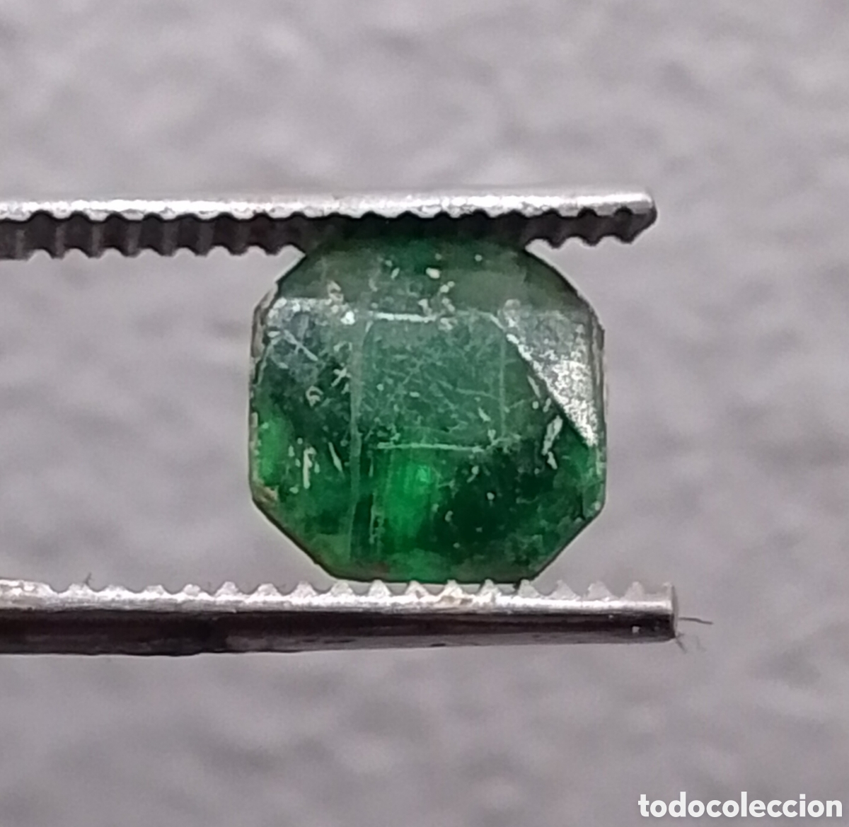 Coleccionismo de gemas: A-esmeralda de joyer&iacute;a antigua 1850 apox