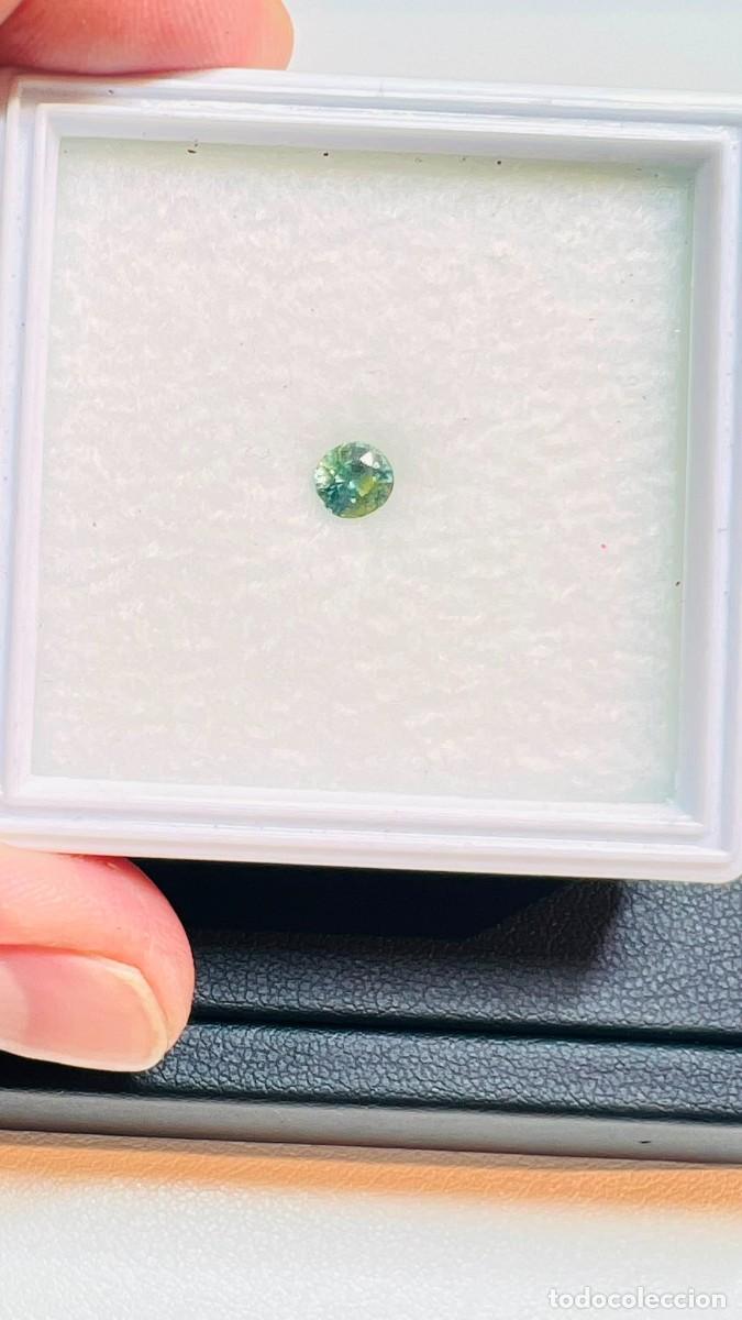 Coleccionismo de gemas: Zafiro Verde Natural Sin Tratamiento &ndash; 0,92 ct - CON CERTIFICACION GEMOLOGICO