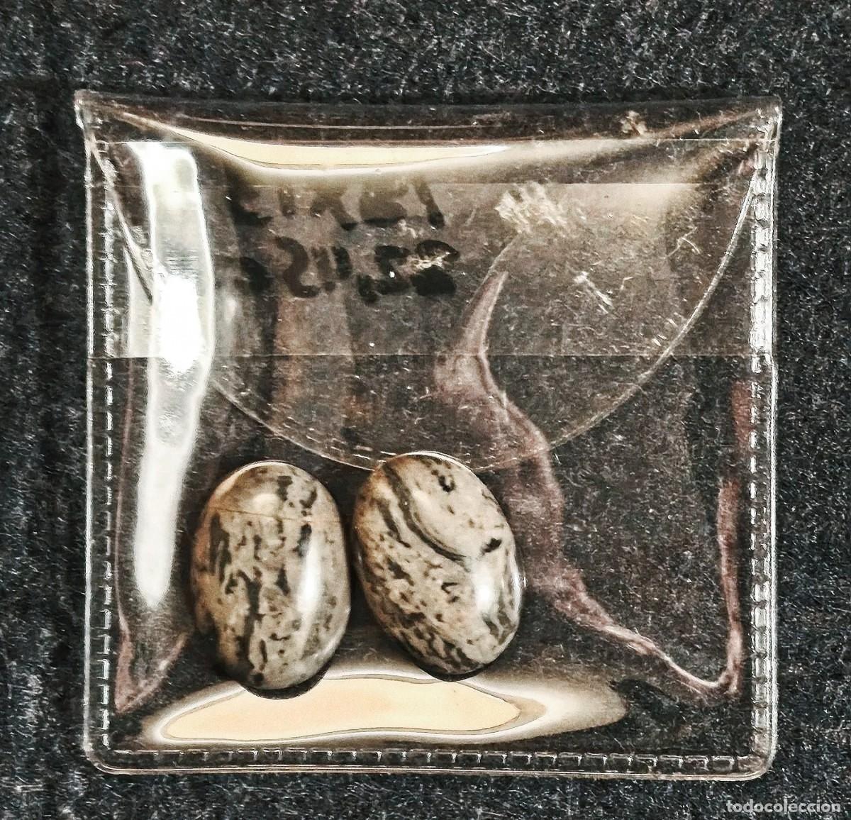 Colecionismo de pedras preciosas: PAREJA AGATA NEVADA DE TALLA OVAL CABUJON. MED. 18 X 13 MM. PESO 22,45 CTS
