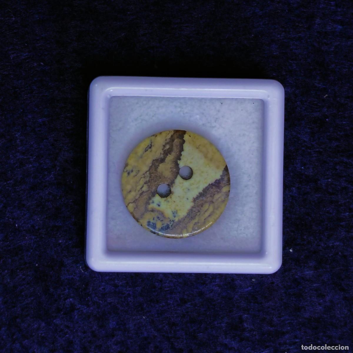 Coleccionismo de gemas: JASPE DORADO NATURAL TALLA BOTON . MEDIDA 15,90 X 15,90 MM. PESO 8,25 CTS