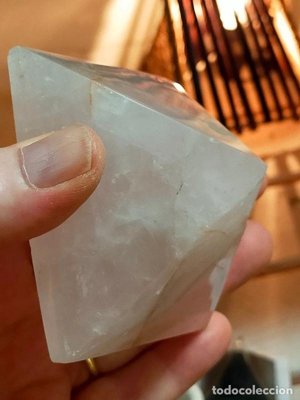 Coleccionismo de gemas: Piramide in Quarzo Rosa