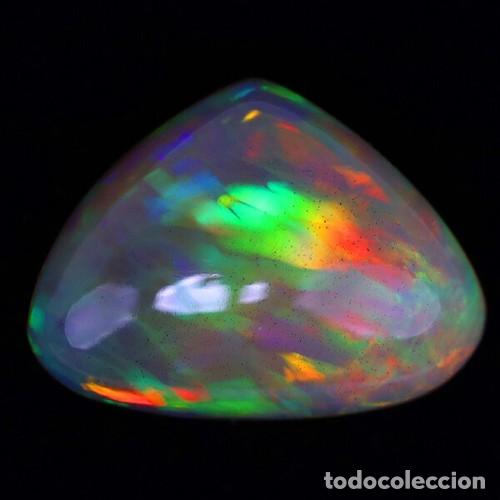 Colecionismo de pedras preciosas: 8.10 CT Impresionante &oacute;palo seminegro con juego de colores arco&iacute;ris