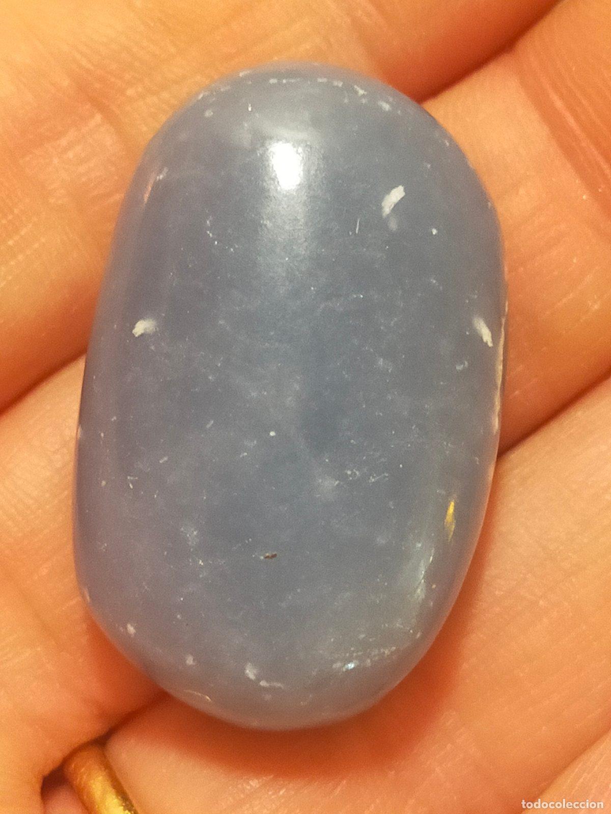 Coleccionismo de gemas: Pietra Angelite Burattata Azzurra - Cristallo Olistico per Meditazione e Benessere