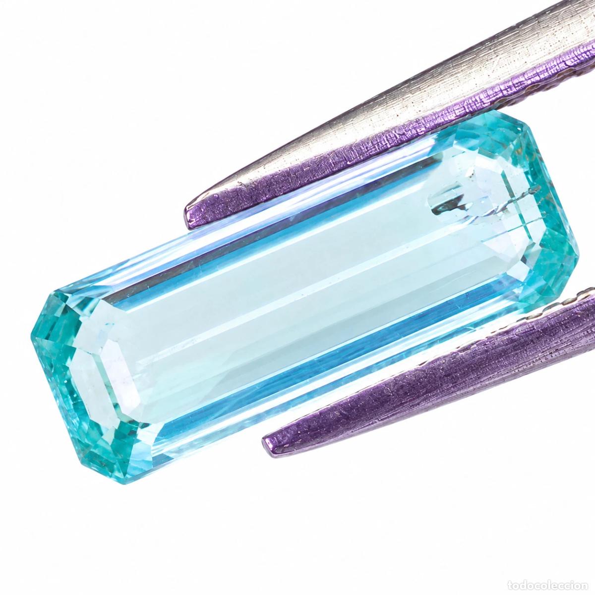 Coleccionismo de gemas: Esmeralda Colombiana 2.11 CT, Verde Azulado, Sin Aceite