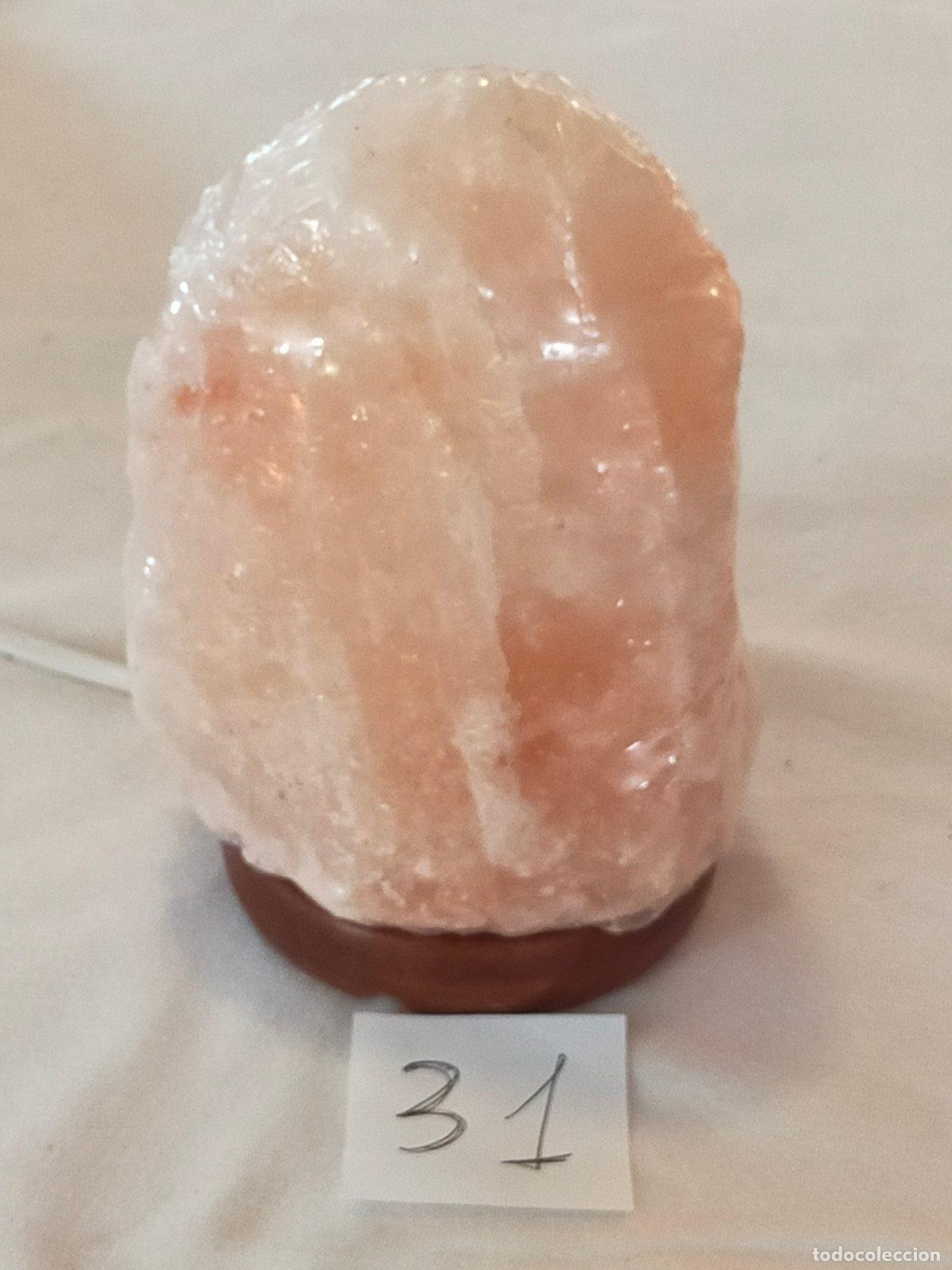 Coleccionismo de gemas: Lampada di Sale Rosa dell'Himalaya Naturalmente Modellata - Cristallo di Sale Naturale