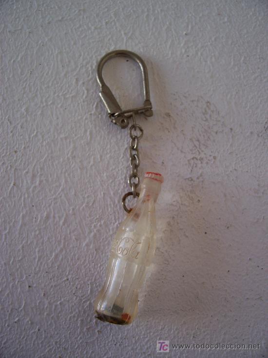 Coleccionismo de llaveros: llavero con botella de coca-cola de plastico - Foto 1