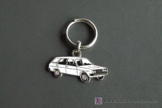 Coleccionismo de llaveros: llavero seat 132 familiar