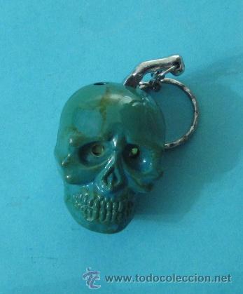 Coleccionismo de llaveros: LLAVERO ENCENDEDOR CON FORMA DE CALAVERA VERDE - Foto 1