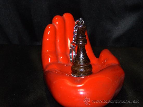 Coleccionismo de llaveros: Chess. Llavero de Ajedrez de madera: El Rey negro - Foto 1