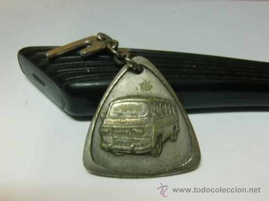Coleccionismo de llaveros: Llavero autob&uacute;s EBRO, Metal - Foto 1