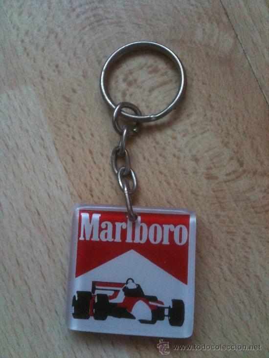 Coleccionismo de llaveros: LLAVERO DEL TABACO MARLBORO Y FERRARI - Foto 1