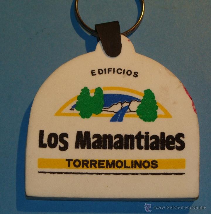 Coleccionismo de llaveros: LLAVERO DE TURISMO. EDIFICIOS LOS MANANTIALES, TORREMOLINOS, M&Aacute;LAGA. - Foto 1