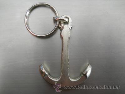 Collectionnisme de portes-cl&eacute;s: llavero ancla plateada