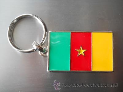 Collection of Keychains: LLAVERO BANDRA CAMERUN