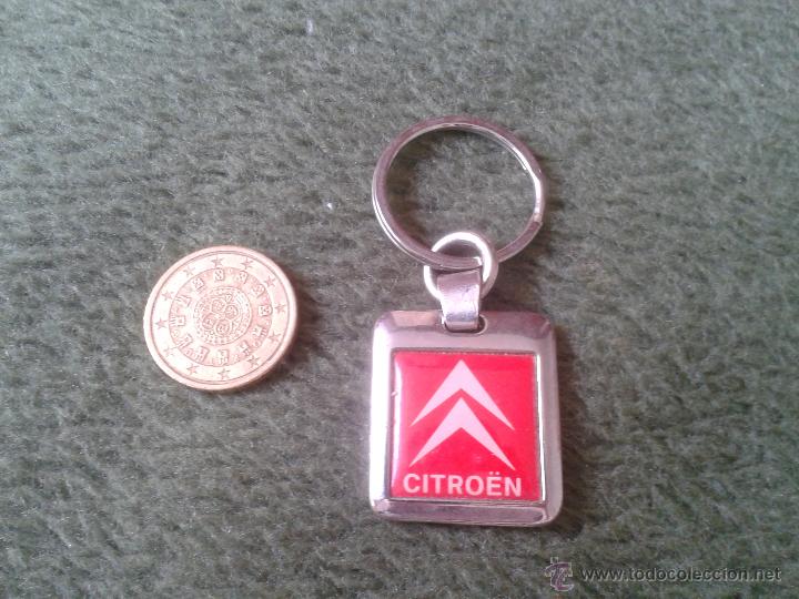 Coleccionismo de llaveros: ANTIGUO LLAVERO METALICO MARCA CITROEN A&Ntilde;OS 80 PUBLICIDAD SERVISOL ECIJA COCHES