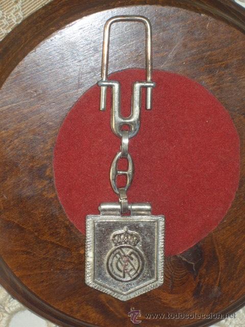 Coleccionismo de llaveros: LLAVERO ANTIGUO DEL REAL MADRID. - Foto 3