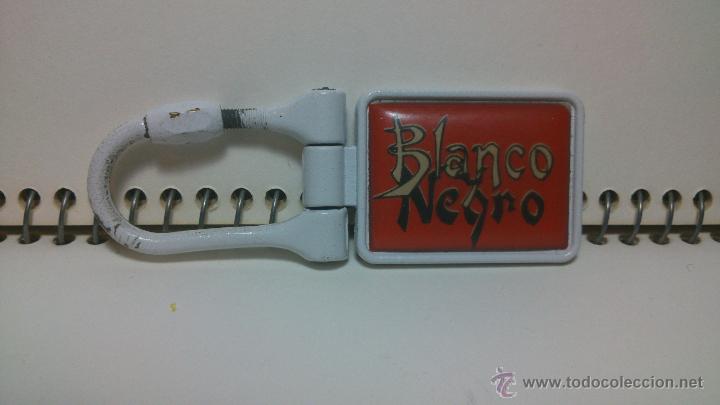 Coleccionismo de llaveros: LLAVERO BLANCO Y NEGRO (DIARIO ABC) - Foto 2
