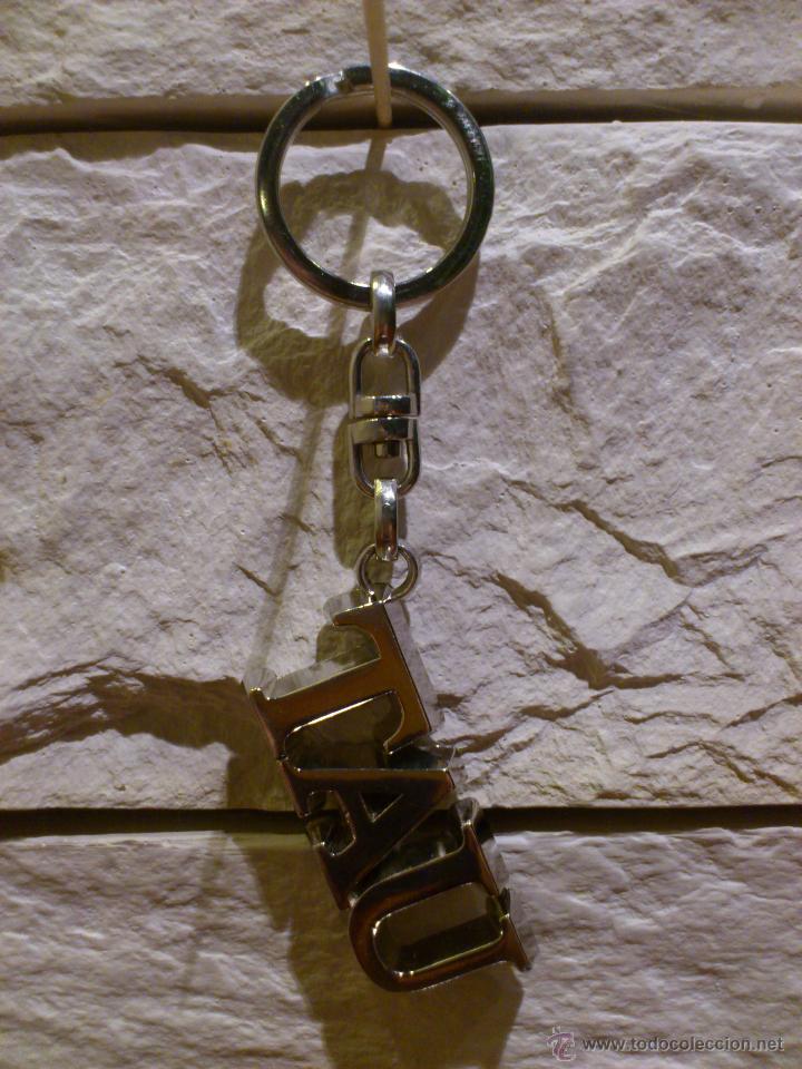Coleccionismo de llaveros: LLAVERO - METAL - PLATEADO - TAU - CER&Aacute;MICA - MUY BUEN ESTADO -