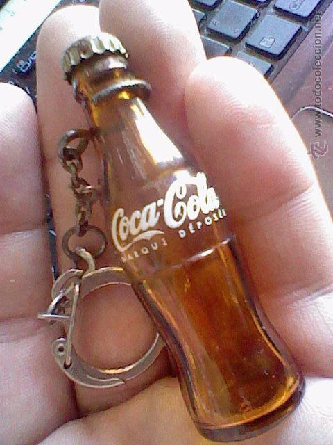Coleccionismo de llaveros: llavero botella cristal Coca Cola Cocacola 6,5cms chapa metal litografiada bonita ambar