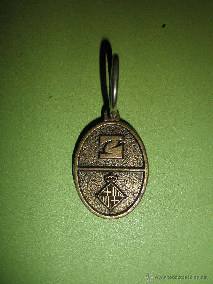 Coleccionismo de llaveros: LLAVERO ANTIGUO MET&Aacute;LICO C.E.E.B. ** - Foto 2
