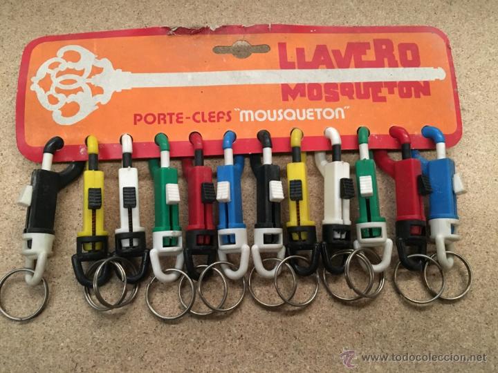 Coleccionismo de llaveros: PACK 12 LLAVEROS DE MOSQUETON A&Ntilde;OS 70