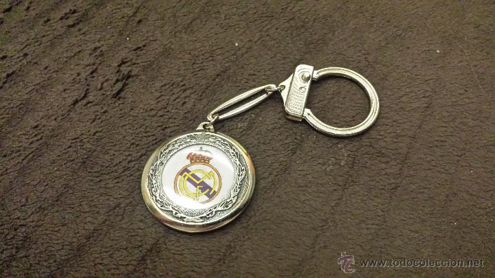 Sammlung von Schl&uuml;sselanh&auml;ngern: LLAVERO ESCUDO EQUIPO FUTBOL REAL MADRID