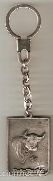 Collection of Keychains: 18-320. Llavero Pe&ntilde;a Taurina. Alcaraz