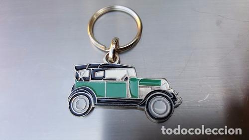 Collectionnisme de portes-cl&eacute;s: llavero ford tourer 1928