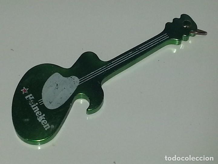 Coleccionismo de llaveros: ANTIGUO LLAVERO PUBLICITARIO DE CERVEZA HEINEKEN A&Ntilde;OS 80 / 90GUITARRA ELECTRICA