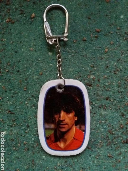 Coleccionismo de llaveros: Antiguo Llavero de la Selecci&oacute;n Espa&ntilde;ola. A&ntilde;o 1982. Alexanco. Promocionales de Phoskitos.