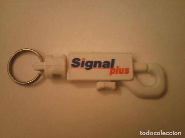 Coleccionismo de llaveros: Llavero signal plus - Foto 1