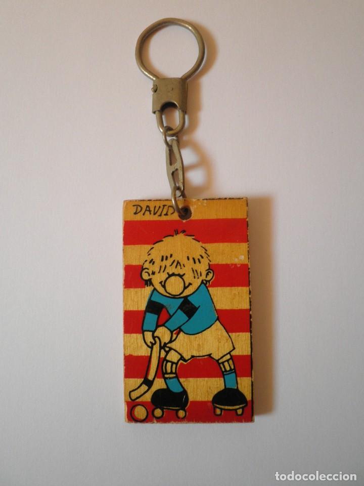 Collection of Keychains: LLAVERO ANTIGUO DAVID HOCKEY SOBRE PATINES