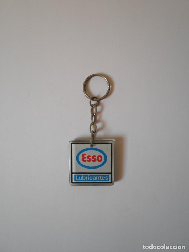 Collection of Keychains: LLAVERO ANTIGUO ESSO LUBRICANTES