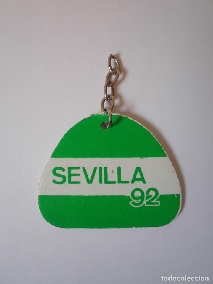 Coleccionismo de llaveros: LLAVERO ANTIGUO SEVILLA 92 **- - Foto 1