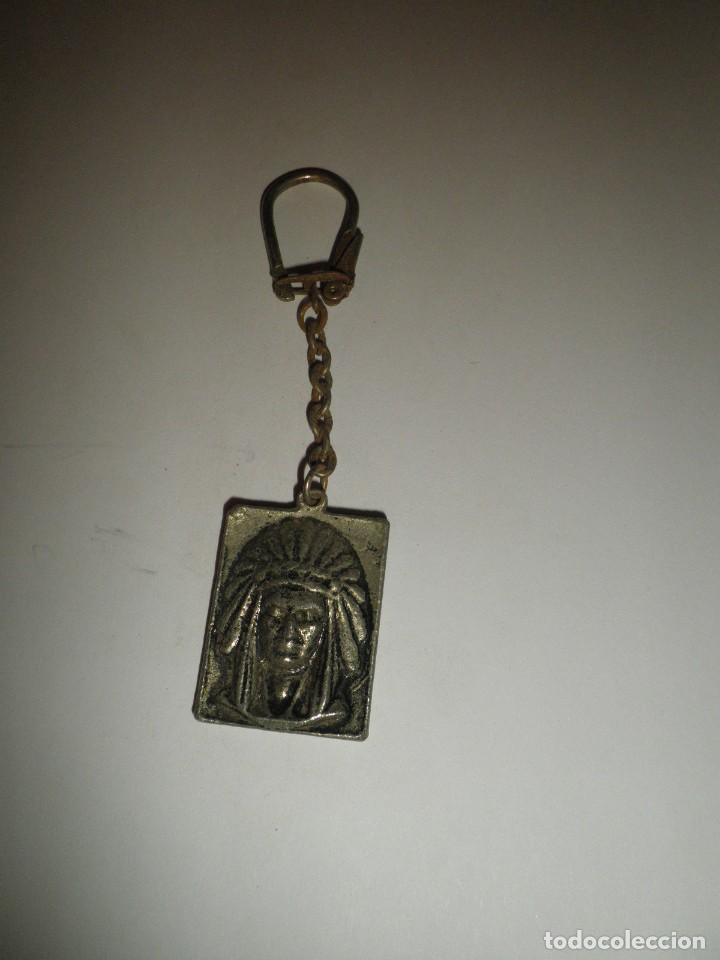 Collection of Keychains: LLAVERO ANTIGUO ROSTRO INDIO