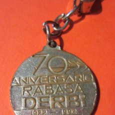 Coleccionismo de llaveros: LLAVERO 70 ANIVERSARIO DE DERBI. 1922 - 1992.