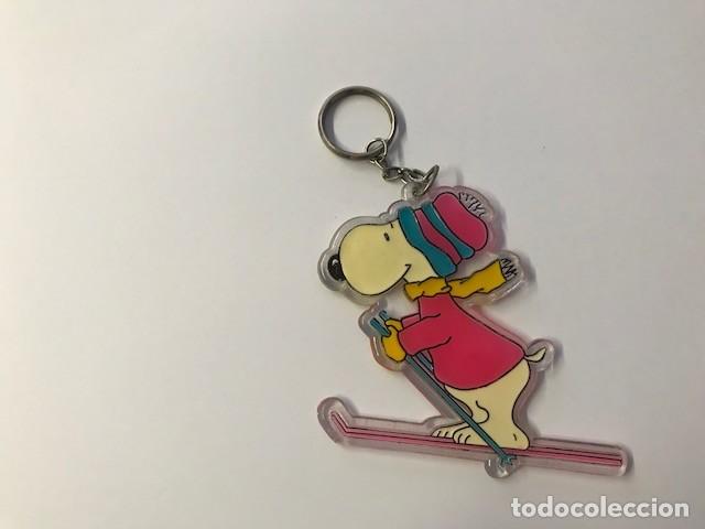 Coleccionismo de llaveros: Llavero Snoopy esquiador