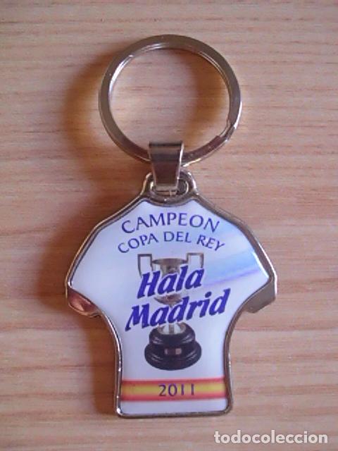 Collectionnisme de portes-cl&eacute;s: Llavero Real Madrid. Campe&oacute;n Copa del Rey a&ntilde;o 2011. Hala Madrid. Met&aacute;lico. F&uacute;tbol